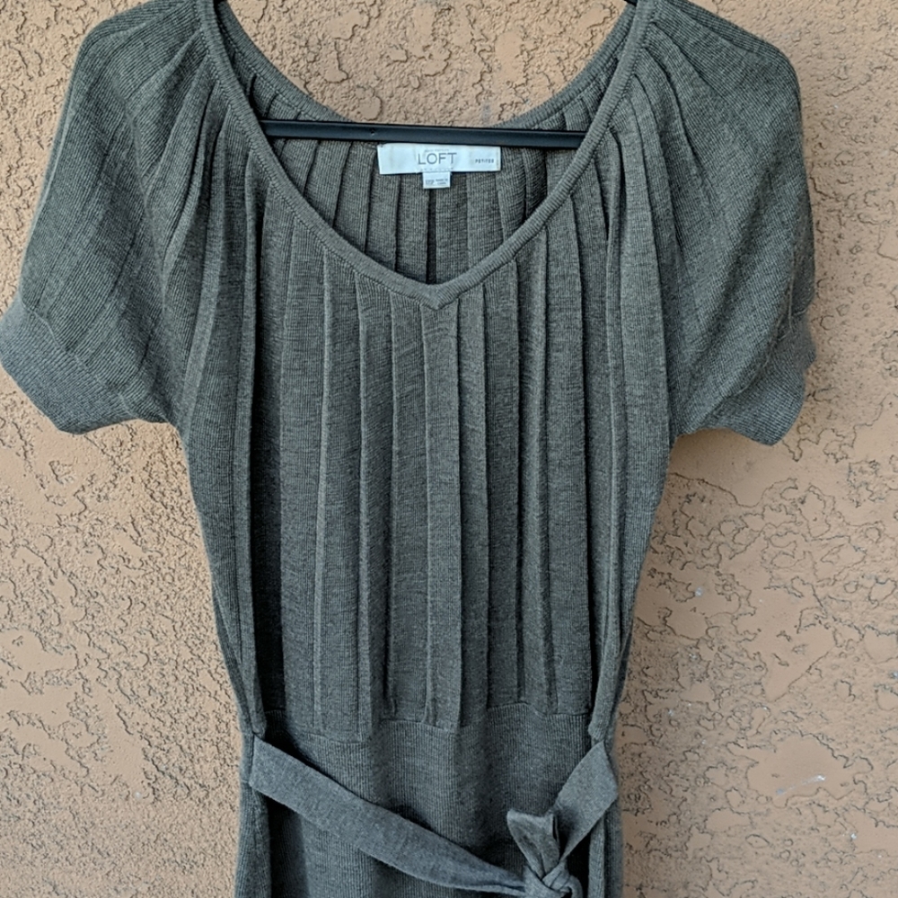 LOFT V-neck sweater dress with built in town belt